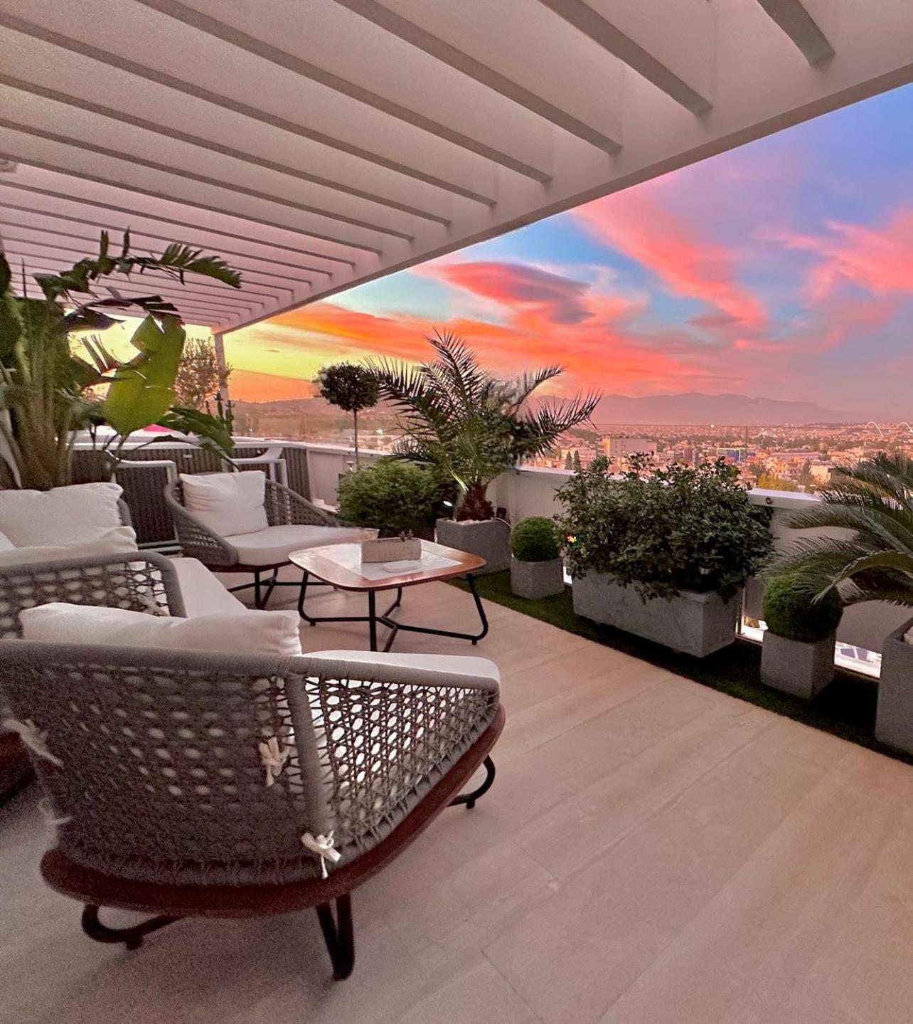 One 360 Skyline Athens Penthouses Exterior photo